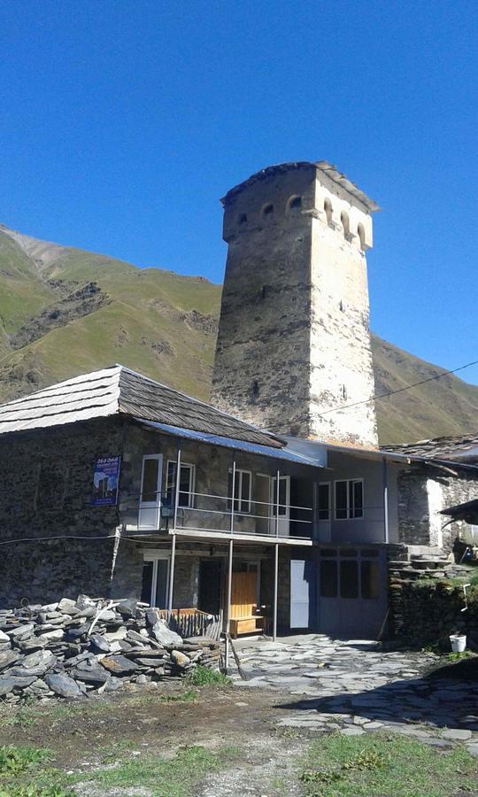 Old Tower Guesthouse - Kafe Ushguli Buitenkant foto